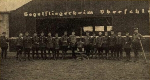 Hangar Steinberg 1929.jpg
